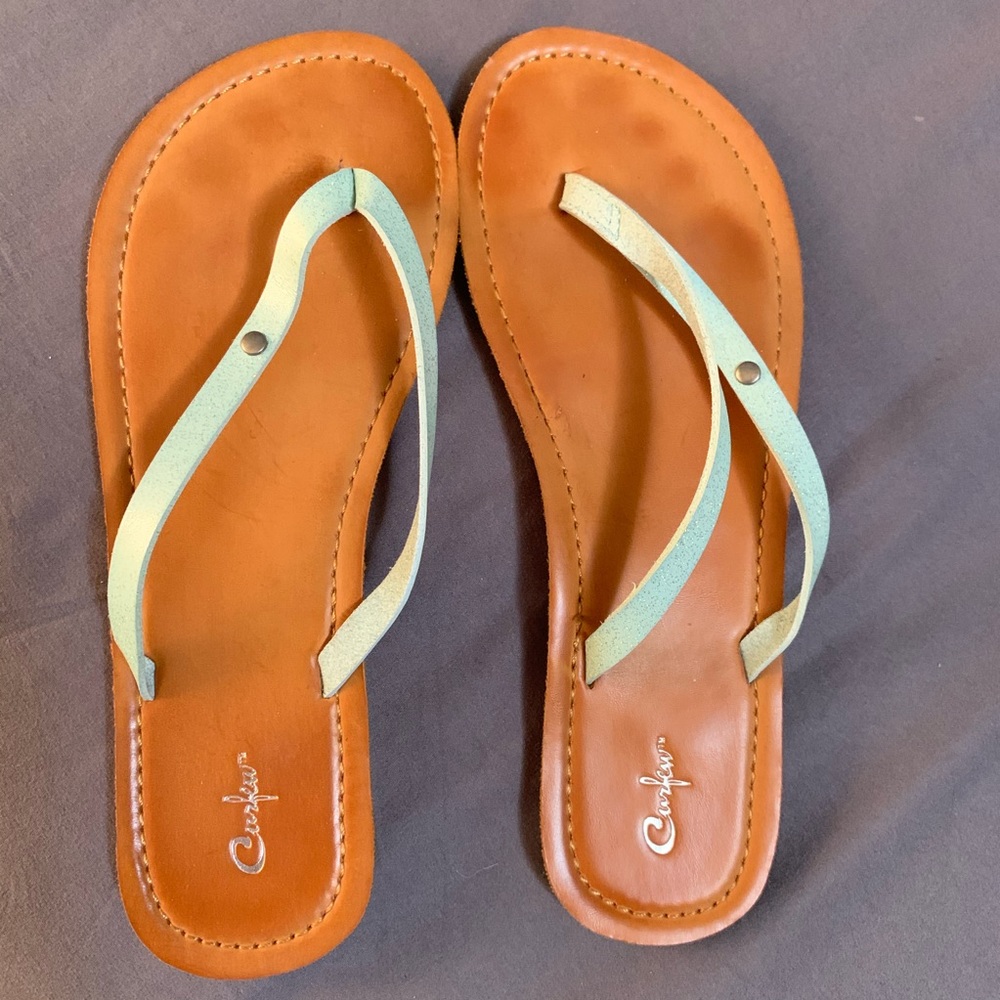mint flip flops